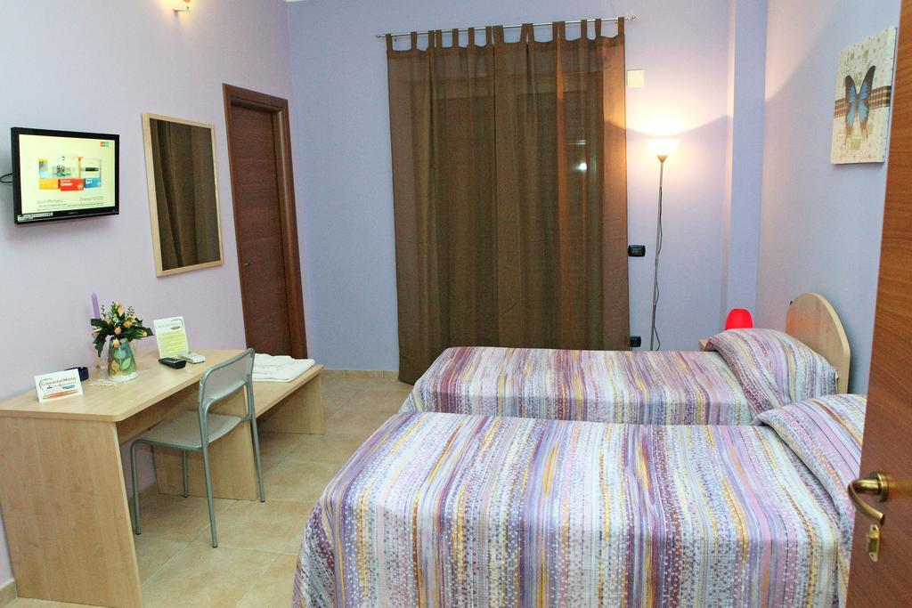 Casadelmela B&B Milazzo Zimmer foto